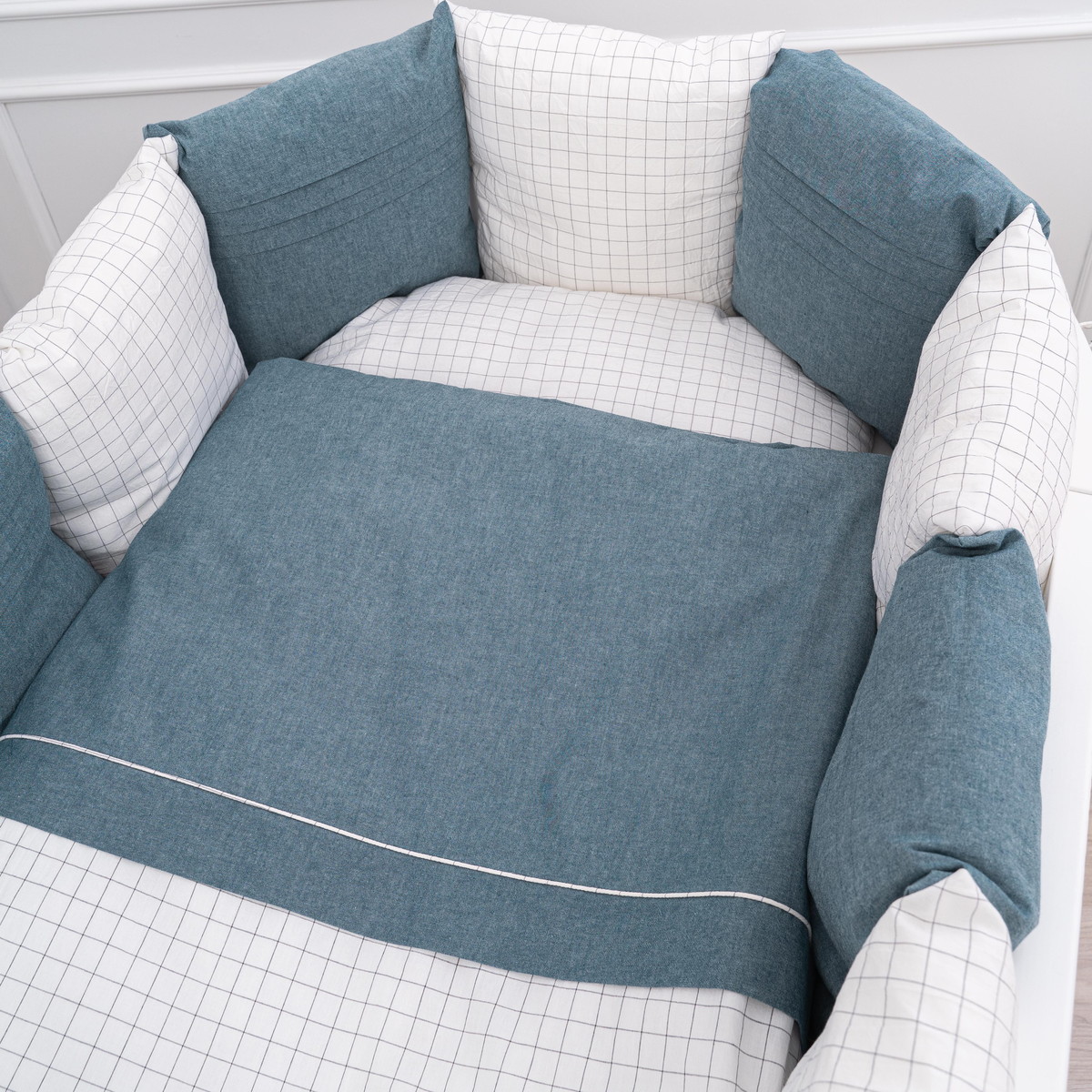 Комплект в детскую кроватку Lappetti Organic baby cotton для овальной и прямоугольной кроватки 6 предметов. джинсовый