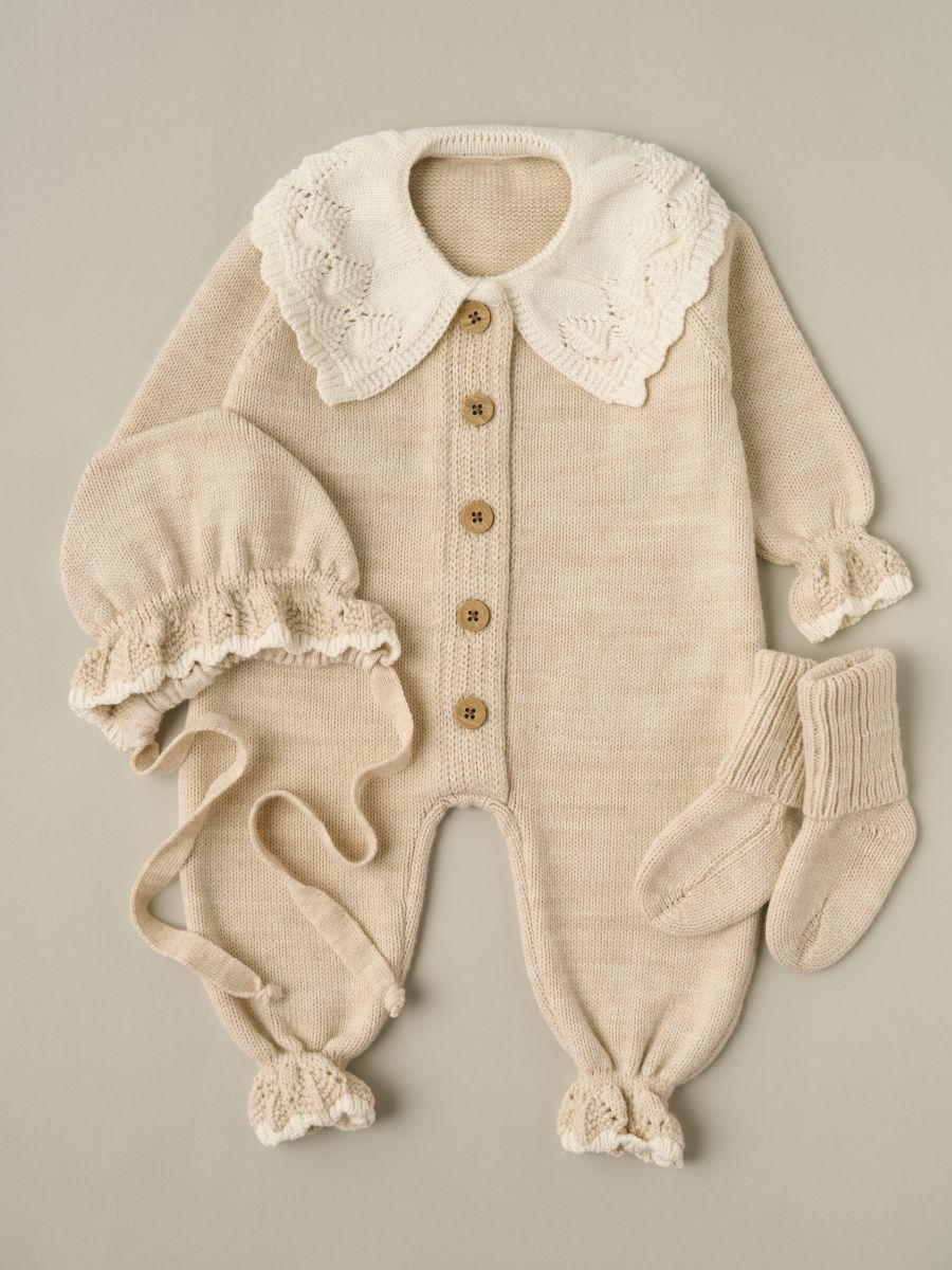 Комбинезон с воротником, чепчик, носочки Little Star Классик 807333 (ЧЗ-нк) слоновая кость/кремовый 56