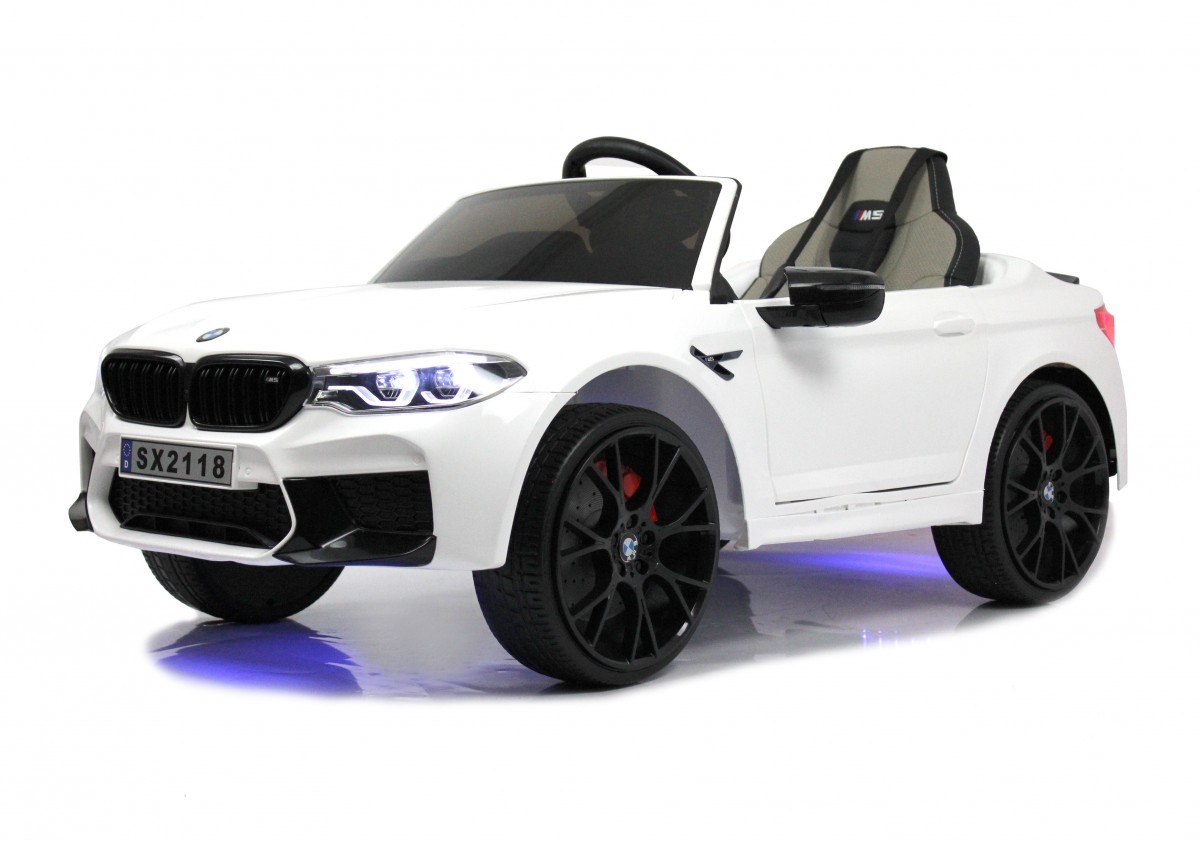 Детский электромобиль RiverToys BMW M5 Competition A555MP белый