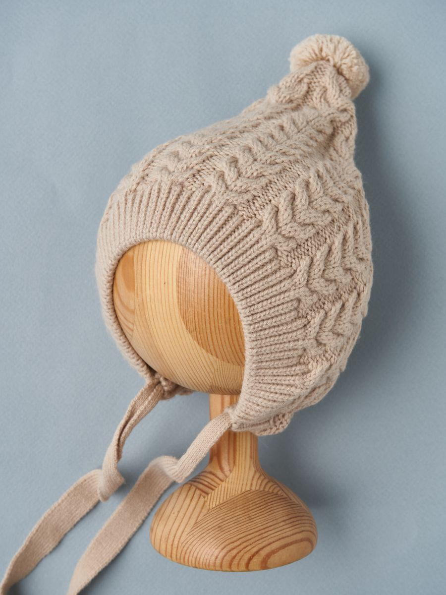 Шапочка вязаная Little Star Коса Гномик 80124 (Чз-нк) бежевый лайт 36